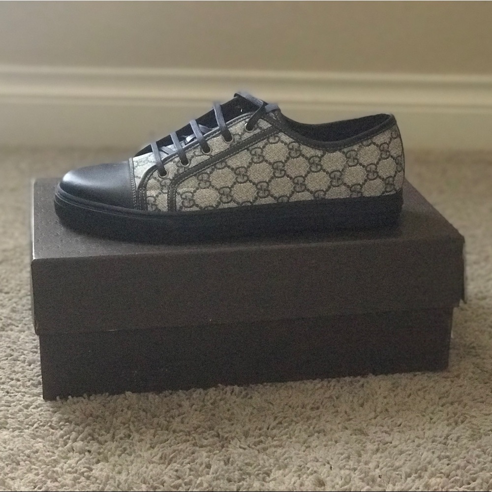 Gucci Tessuto GG supreme